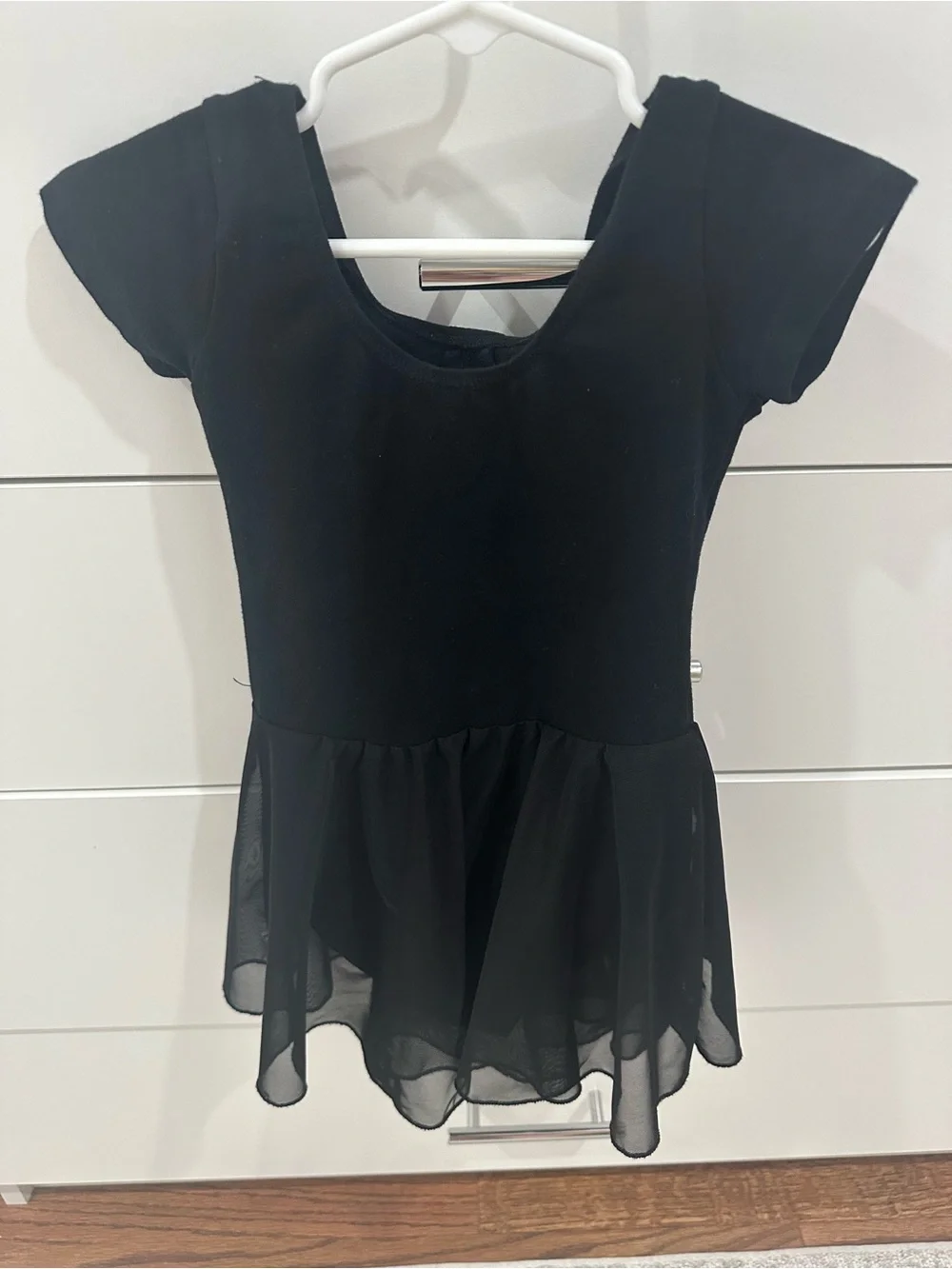 Girls Ballet Leotard Size 120 (4-5)